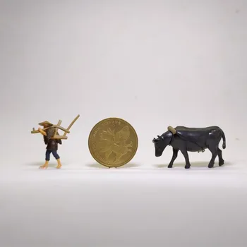 super mini 1/87 model igrača kmet, Plug in krava